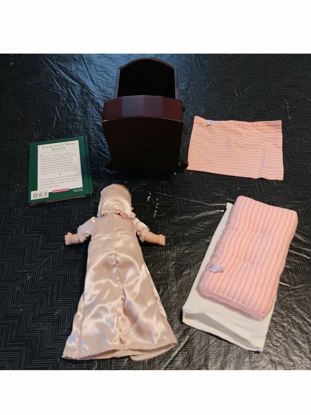 Vintage American Girl Pleasant Company Felicity, Elizabeth & Baby Doll Lot